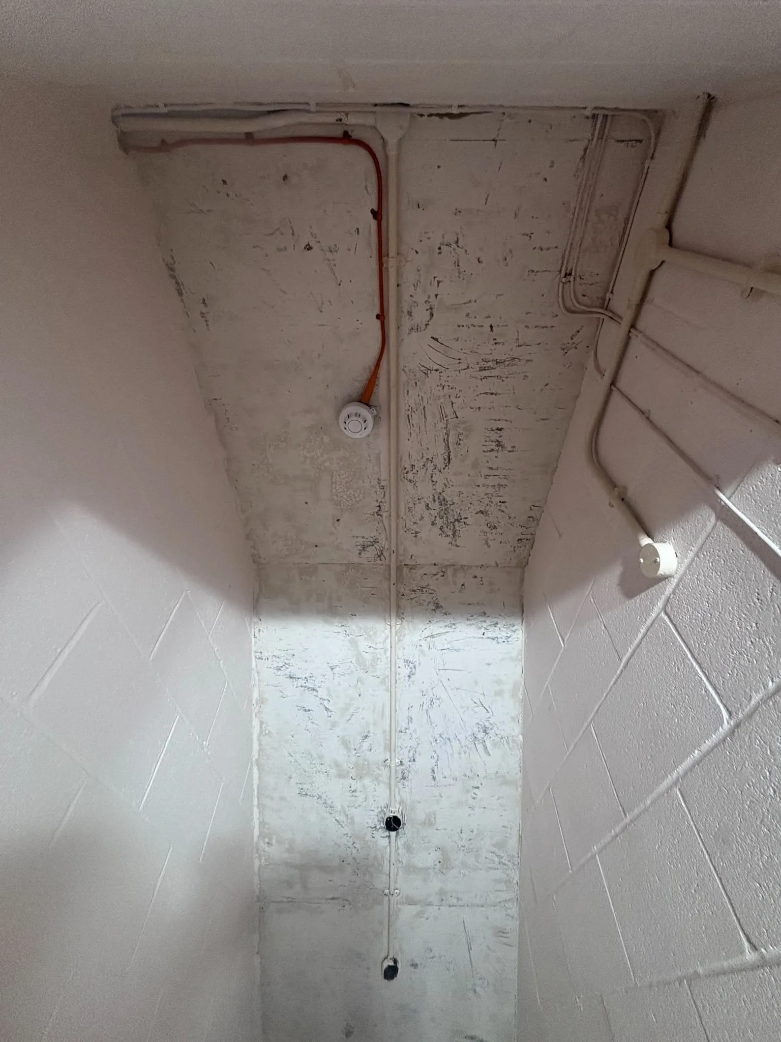Licensed asbestos gasket removal in a Holloway commercial property